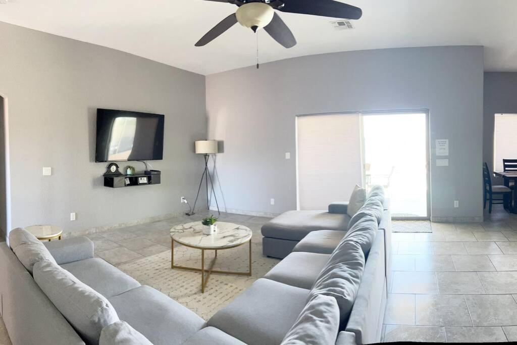 Havasu Retreat! Pool, Spa, Gym & View Lake Havasu City Exterior photo